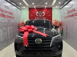 Vua phân khúc SUV, ưu đãi lớn nhất năm, tặng Phụ kiện, Bảo hiểm chính hãng! LH 0988696693 ạ!