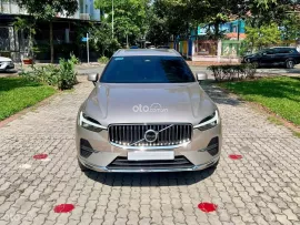 Siêu phẩm SUV cao cấp chỉ 90km lướt