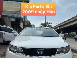Xe số tự động màu trắng sang trọng
