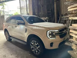 Nước sơn còn đẹp, xe mới đi được 5 vạn