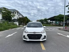 Cần bán gấp hyundai I10 AT