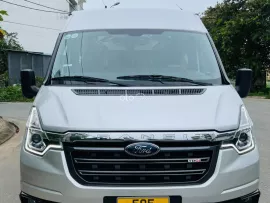 Ford Transit 2023 16 chỗ tên cá nhân chạy 6v km đẹp xuất sắc
