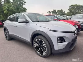 Miễn phí 100% thuế trước bạ, giao xe tận nơi giá tốt