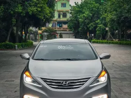 Xe đã lên nhiều đồ chơi cho xe