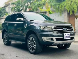 FORD EVEREST TITANIUM BI-TURBO 2018 BẢN FULL 2 CẦU