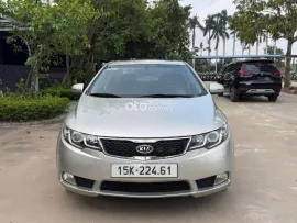Xe đẹp, gia đình đi ít
