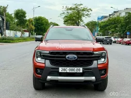 Một Chủ mua từ mới