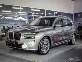 Phiên bản SUV sang trọng, trang bị hệ thống cao cấp