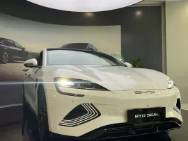 Sedan Điện Thể Thao Mạnh Mẽ Nhất Phân Khúc!