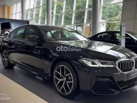 Thiết kế sang trọng, nội thất hiện đại, giao xe ngay
