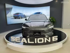 SUV Lai Xăng Điện Đột Phá, Dành Cho Gia Đình Sang Trọng
