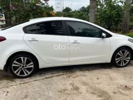 Cerato số sàn cũ, cerato 2018 cũ, màu trắng số sàn