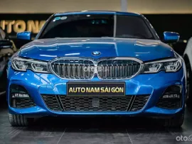 Model 2022 màu xanh cực bén