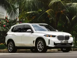 Xe lướt siêu đẹp, lăn bánh chỉ 3.666km