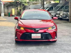 Sedan hạng C sang trọng giá tốt