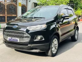 Xe SUV 5 chỗ màu đen giá tốt