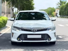 Bán Camry 2.0E 2018 xe đẹp bao check hãng