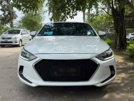 Hyundai Elantra 2019 MT xe gia đình