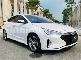 Xe zin nguyên bản theo hãng