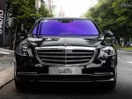 Màu đen nội thất nâu sang trọng