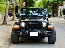 Huyền thoại off-road – Biểu tượng đường trường