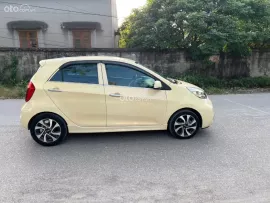 Xe chất, không lỗi, hồ sơ trong xe. Nội ngoại thất rất đẹp. Mọi chức năng hoàn hảo A