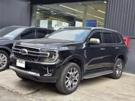 SUV 7 chỗ quốc dân, bền bỉ & giữ giá