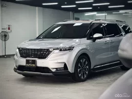 MPV cao cấp với động cơ dầu mạnh mẽ