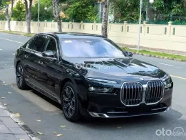 Phiên bản cao cấp với nội thất nâu sang trọng