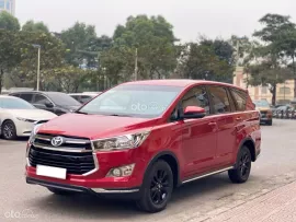 Toyota Innova 2.0 Venturer 2017