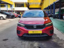 Phiên bản RS cao cấp, odo thấp