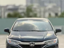 Sedan hạng B, số tự động bản cao cấp