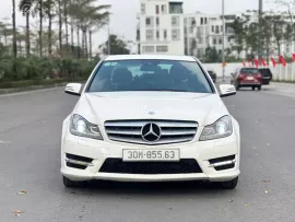 Nội ngoại thất rất mới