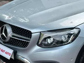 Xe đẹp chủ đi giữ gìn