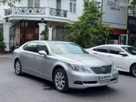 Xe sang trọng nhập khẩu nguyên chiếc từ Nhật Bản