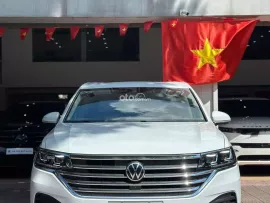 Xe màu trắng, nội thất kem cực mới, giá tốt thương lượng