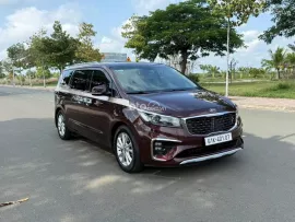MPV đa dụng bản cao cấp máy dầu bền lành nhiều công nghệ