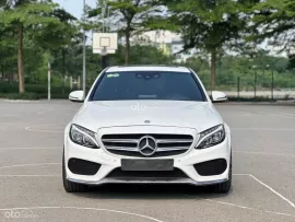 Màu trắng nội thất đỏ rất mới