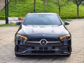 Xe đẹp như mới, trang bị full option hiện đại