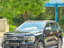SUV 7 chỗ máy dầu