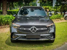 Xán Titan lướt nhẹ cực đẹp