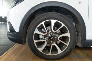 Đánh giá xe VinFast Fadil 2019: Lă-zăng kích thước 15 inch.
