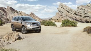 Thủ tục vay mua Ford Everest trả góp kèm lãi suất cho vay chi tiết nhất