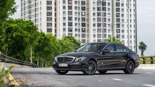 Đánh giá xe Mercedes-Benz C200 Exclusive 2019: Nâng cấp quan trọng nằm dưới nắp capô