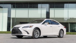 Đánh giá xe Lexus ES 250 2020: Một phiên bản Lexus LS giá rẻ