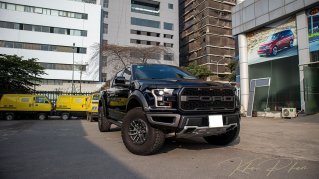 Ảnh chi tiết xe Ford F-150 Raptor Black Edition 2020 tại Việt Nam
