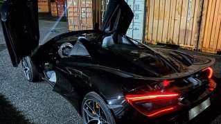 Khui công McLaren 720S Spider Black Edition 2020 đầu tiên tại Việt Nam