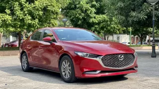 Mazda3 vượt mặt Toyota Vios về lượng tin rao bán trên sàn xe cũ