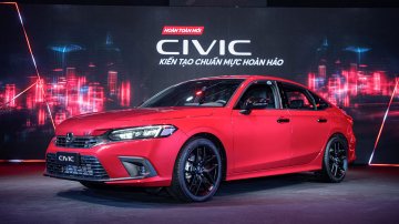 Giá lăn bánh xe Honda Civic 2022: Giảm đáng kể so với trước đấu Mazda 3