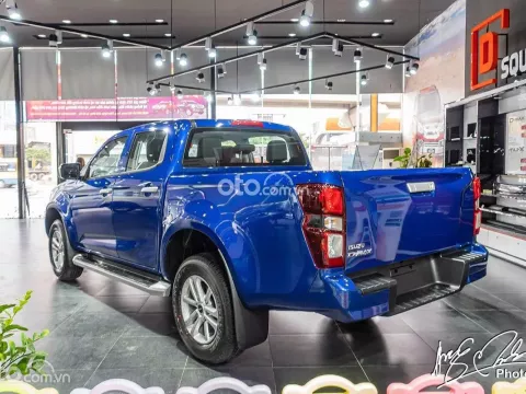Có nên mua Isuzu D-Max 2021 mới?